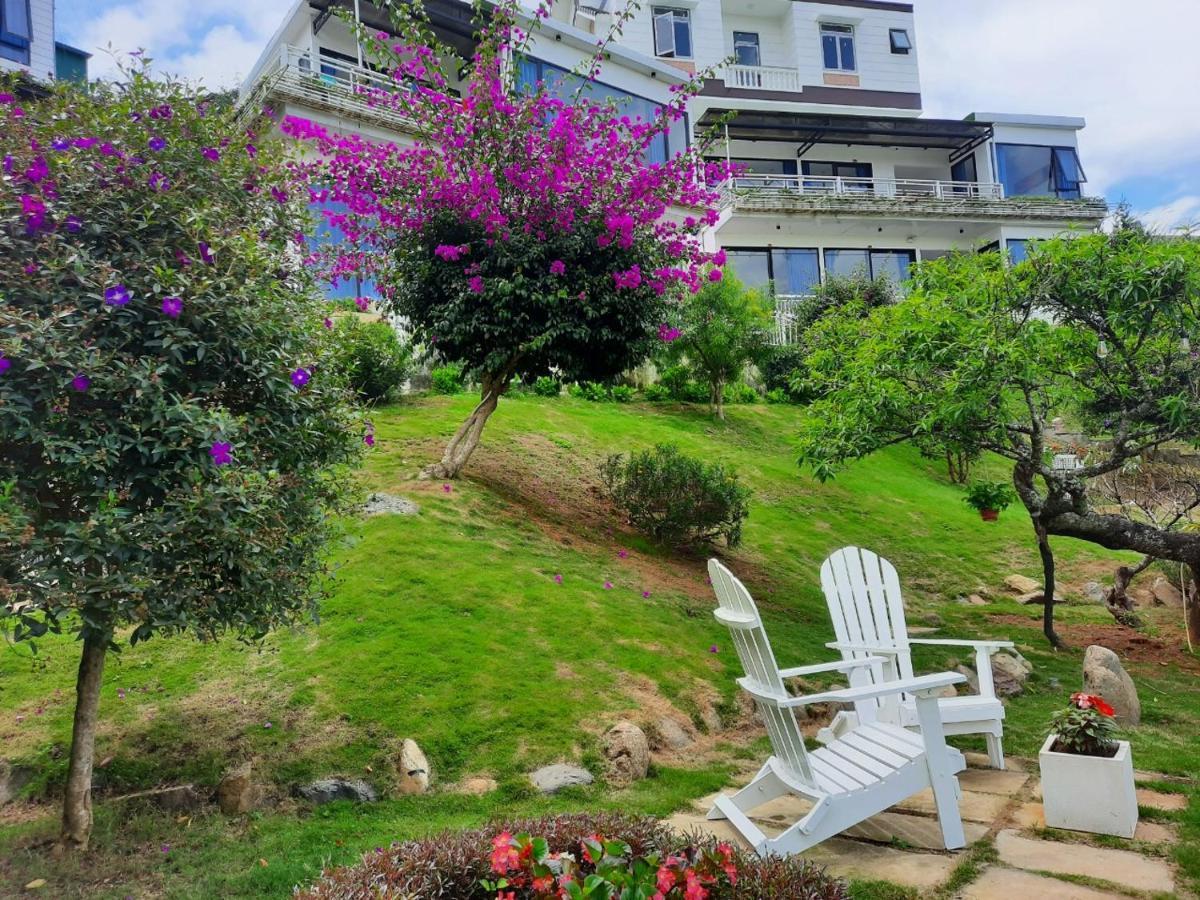 Отель An Garden Dalat Экстерьер фото